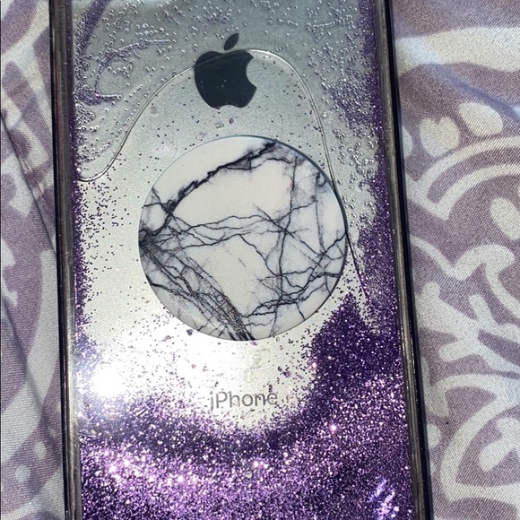 iPhone 7 - Picture 1 of 2